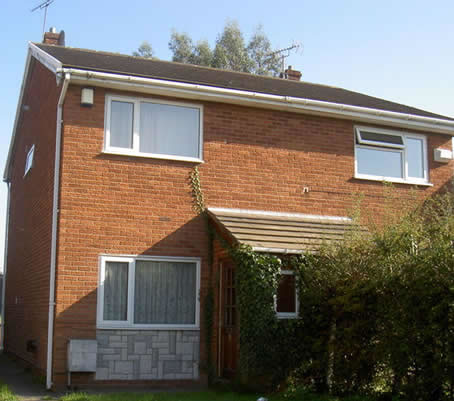 Frontal view of a house in Cheshire successfully bought by Housebuyers4u